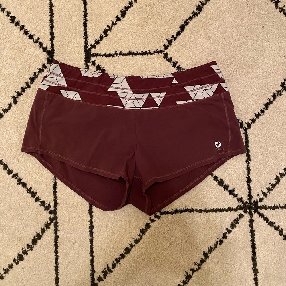 Oiselle Mac Roga shorts